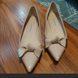 Burberry Nude Flats